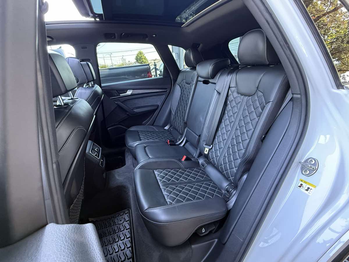 2018 Audi SQ5 Premium Plus photo 5