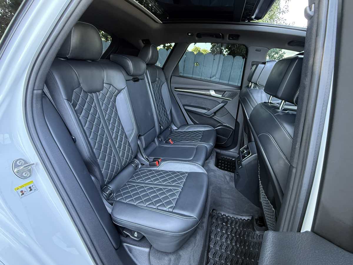 2018 Audi SQ5 Premium Plus photo 10