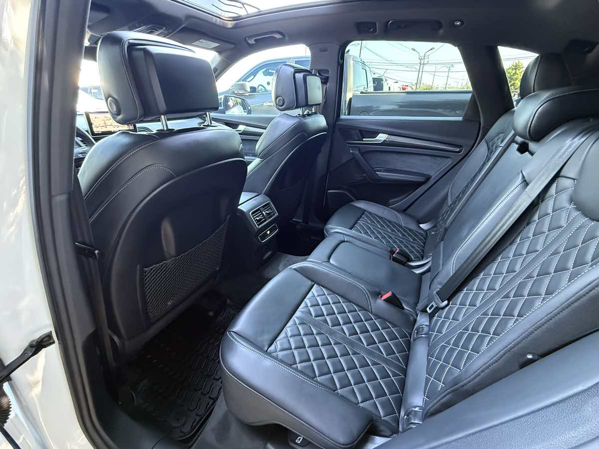 2018 Audi SQ5 Premium Plus photo 11