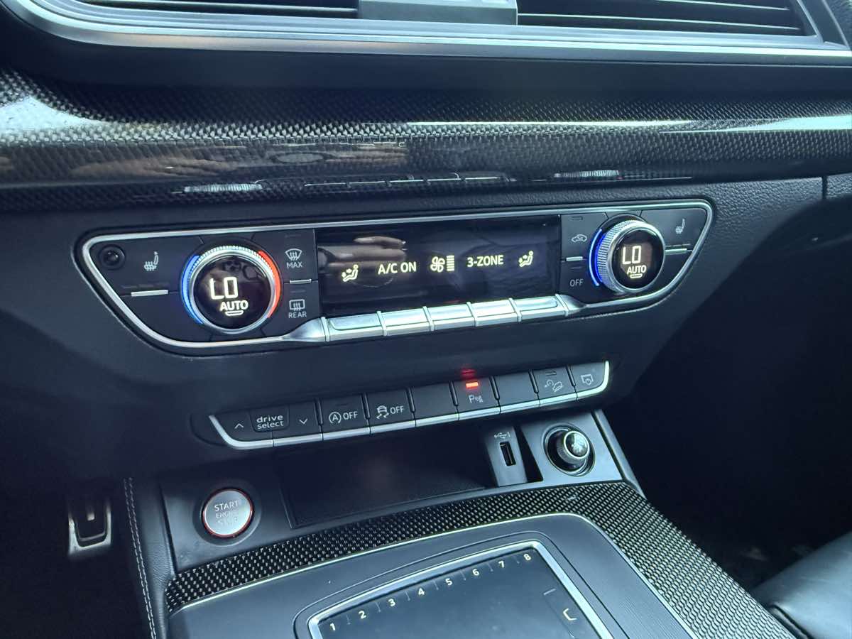 2018 Audi SQ5 Premium Plus photo 21