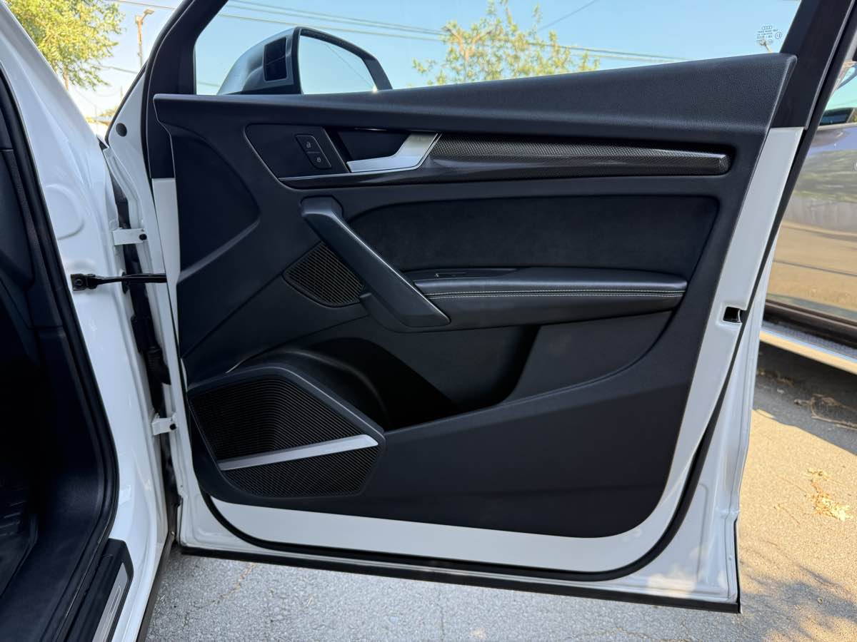 2018 Audi SQ5 Premium Plus photo 27