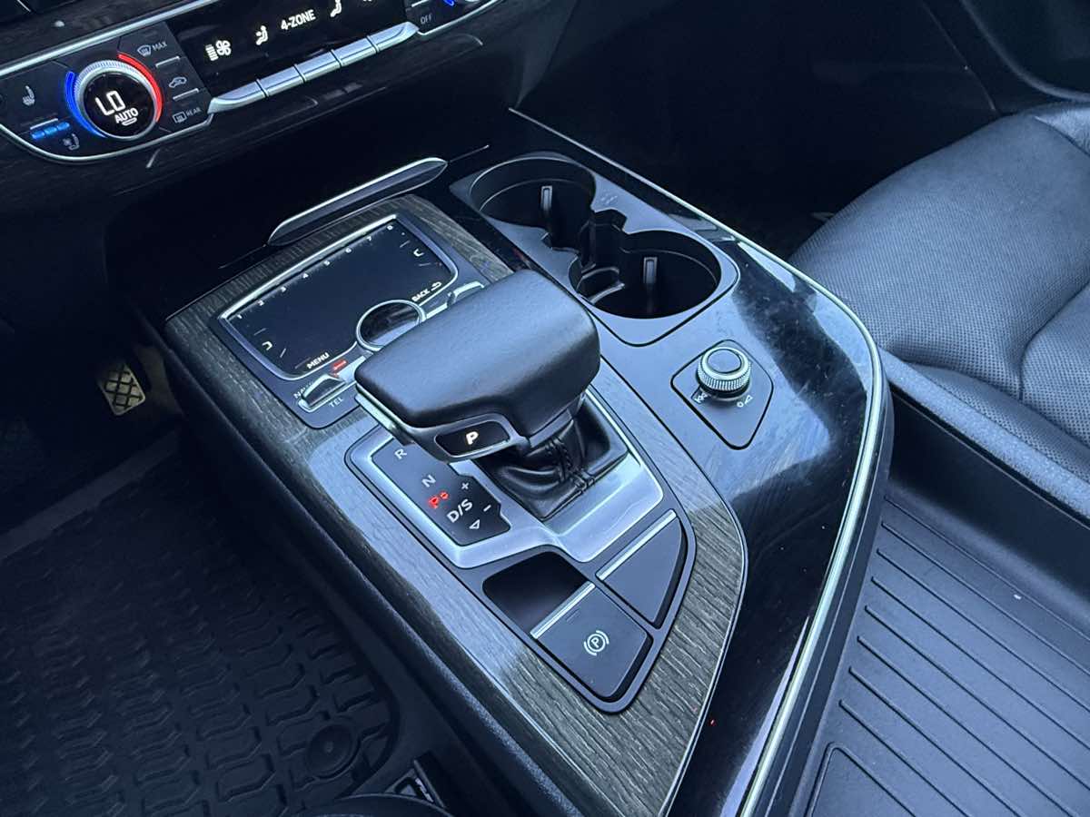 2019 Audi Q7 3.0T Prestige photo 16