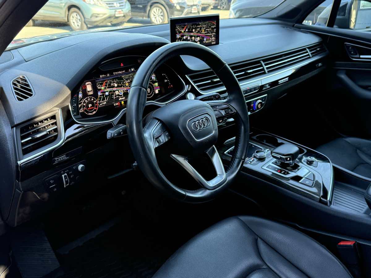 2019 Audi Q7 3.0T Prestige photo 25