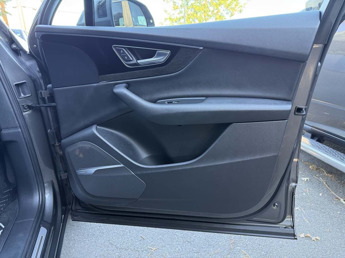 2019 Audi Q7 3.0T Prestige photo 27