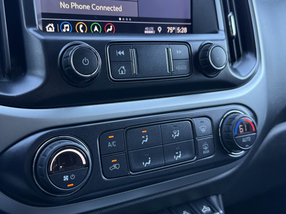 2021 Chevrolet Colorado ZR2 photo 19