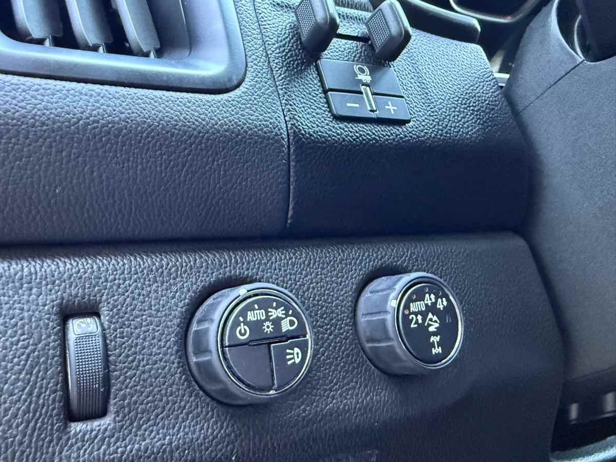 2021 Chevrolet Colorado ZR2 photo 21