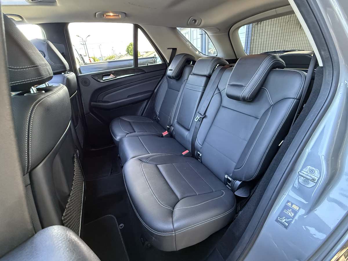 2015 Mercedes Benz ML 4MATIC 350 photo 5