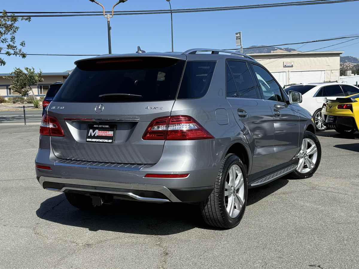 2015 Mercedes Benz ML 4MATIC 350 photo 8