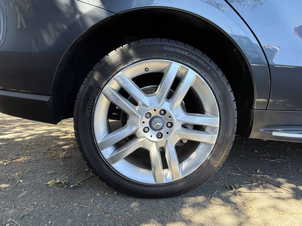 2015 Mercedes Benz ML 350 photo 23