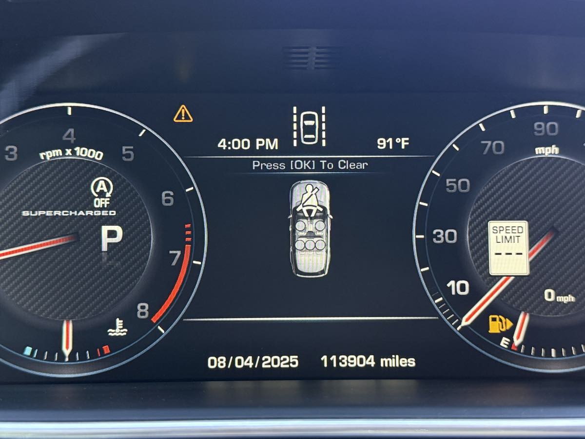 2015 Land Rover Range Rover SuperCharged photo 18