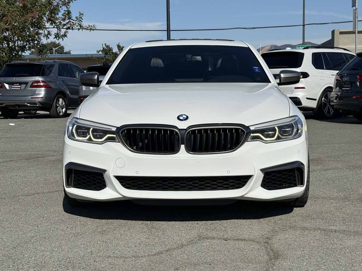 2018 Bmw M550i xDrive Sedan photo 2