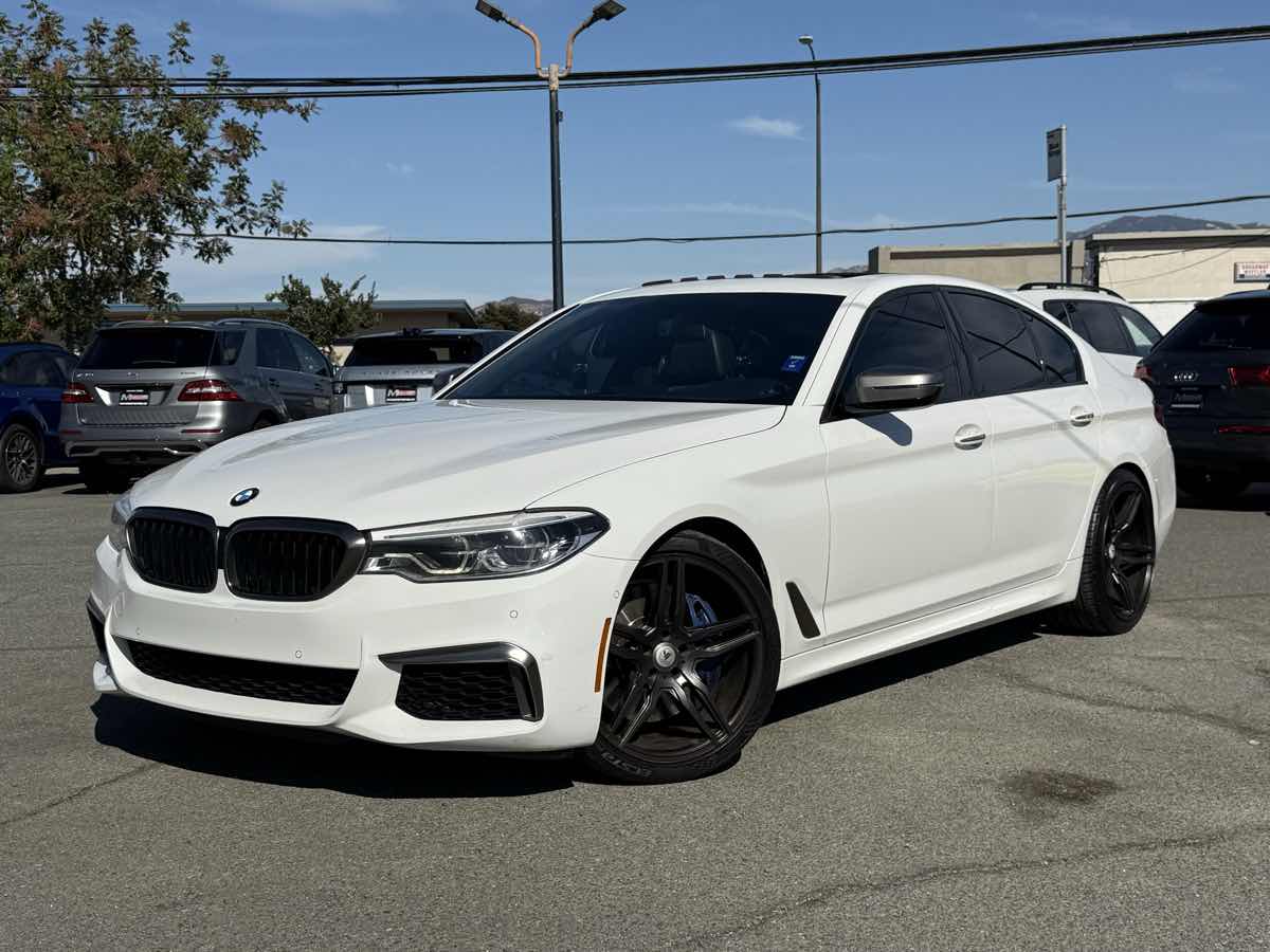 2018 Bmw M550i xDrive Sedan photo 3