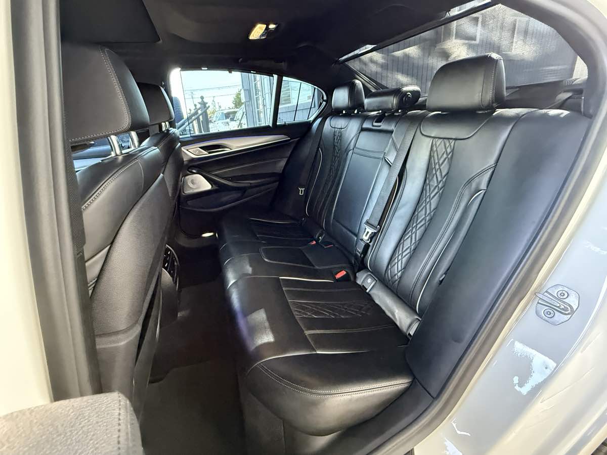 2018 Bmw M550i xDrive Sedan photo 5