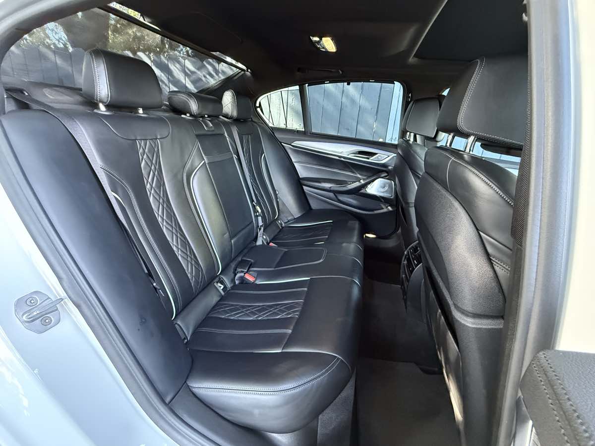 2018 Bmw M550i xDrive Sedan photo 11