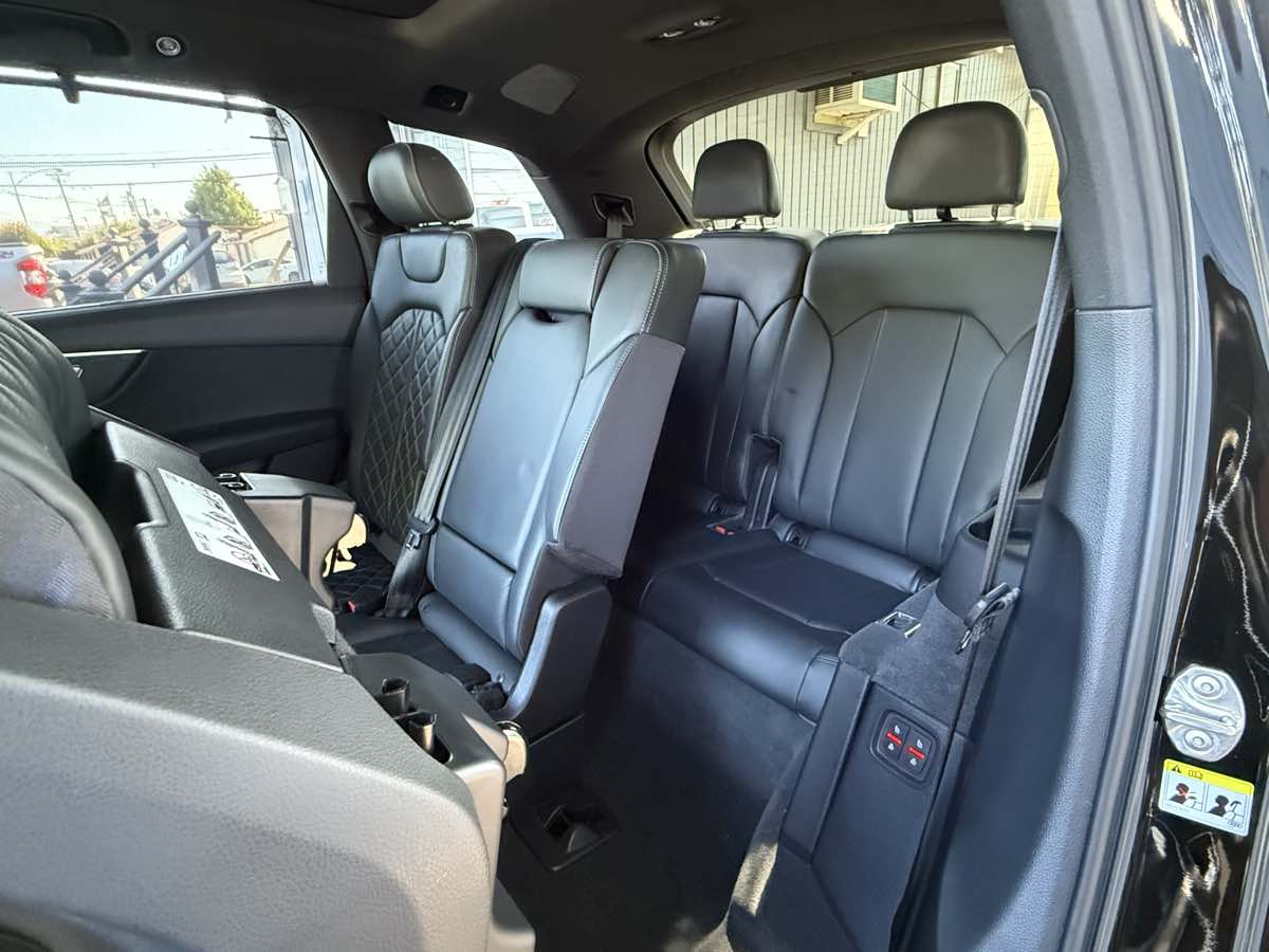 2020 Audi SQ7 Prestige photo 3