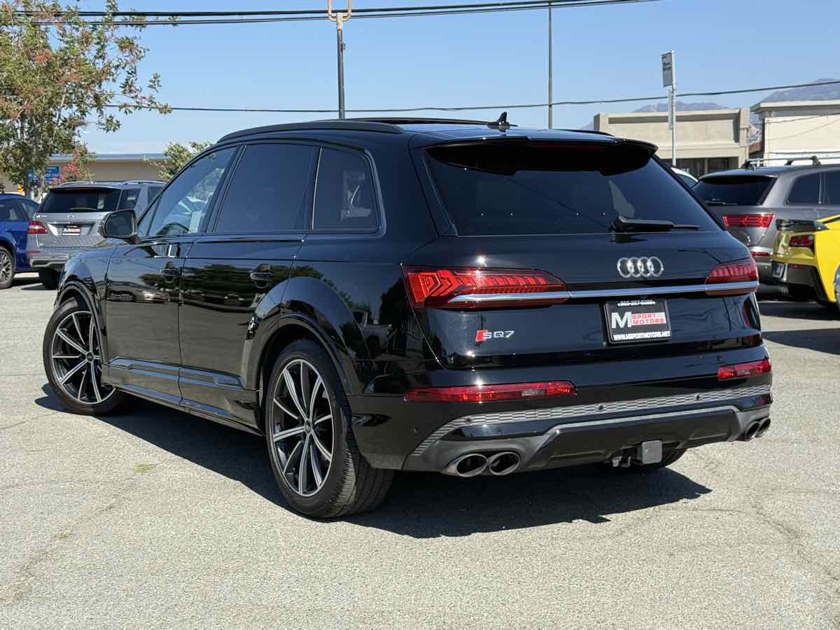 2020 Audi SQ7 Prestige photo 4