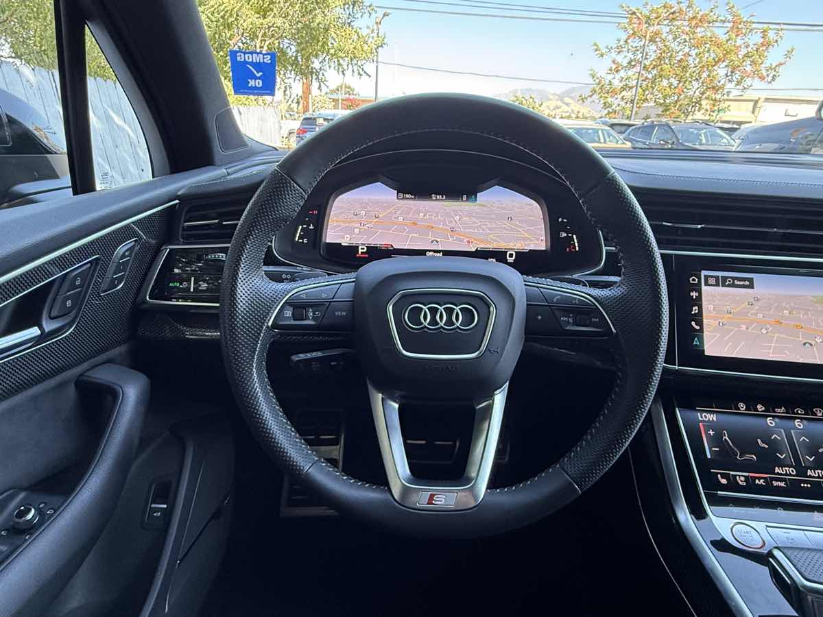 2020 Audi SQ7 Prestige photo 11