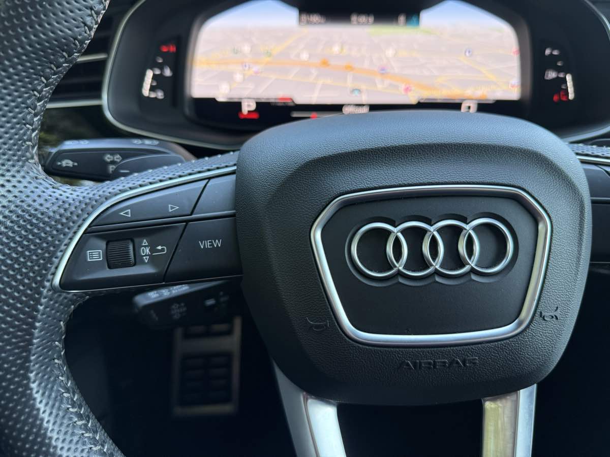 2020 Audi SQ7 Prestige photo 13