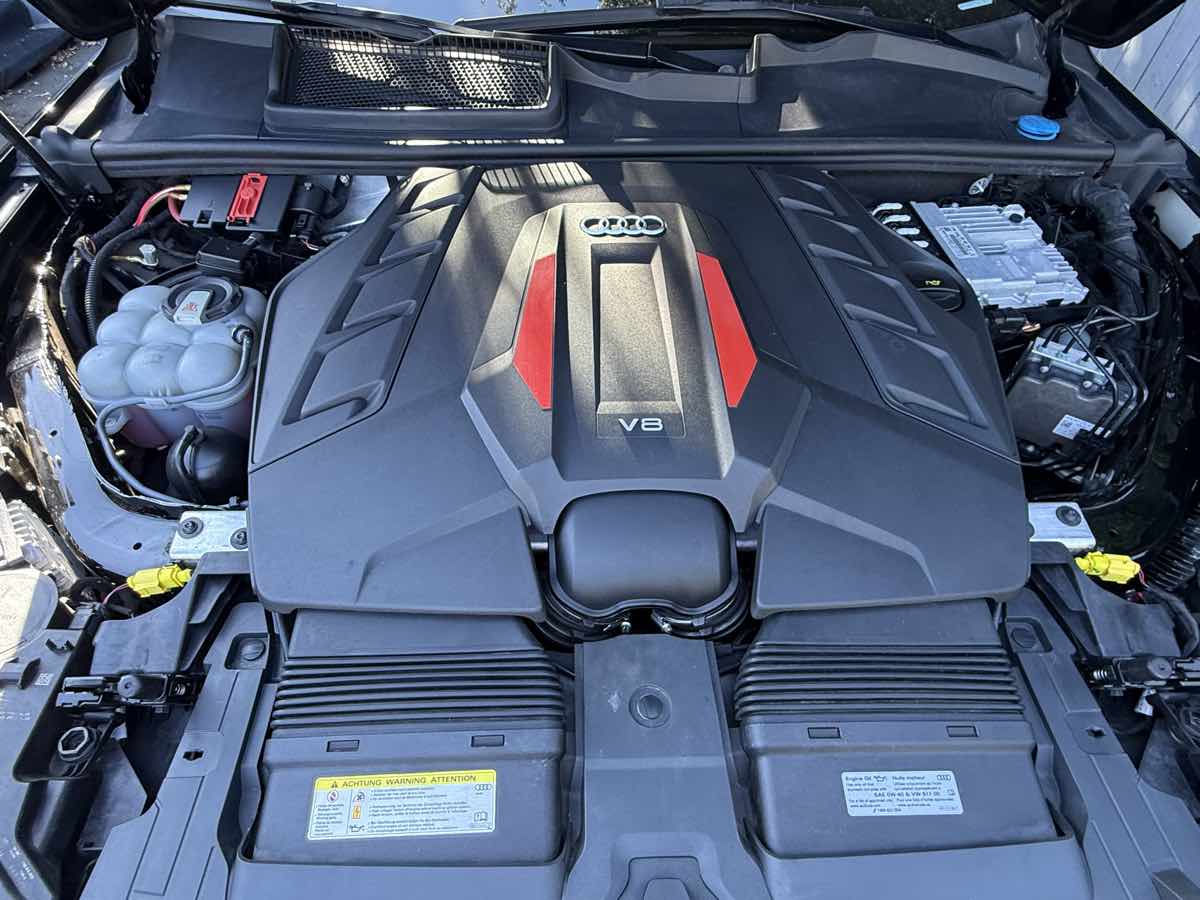 2020 Audi SQ7 Prestige photo 25