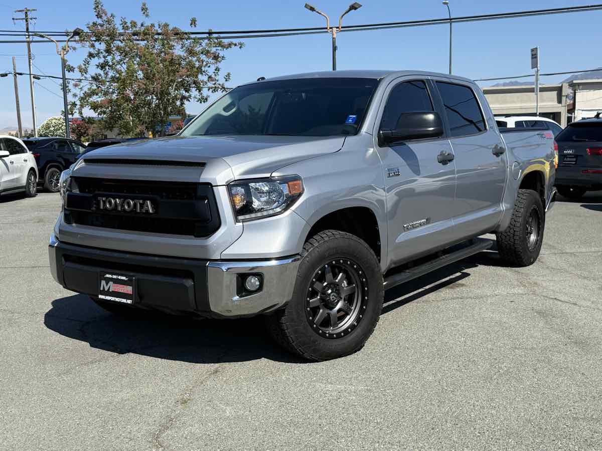 2012 Toyota Tundra SR5 photo 3