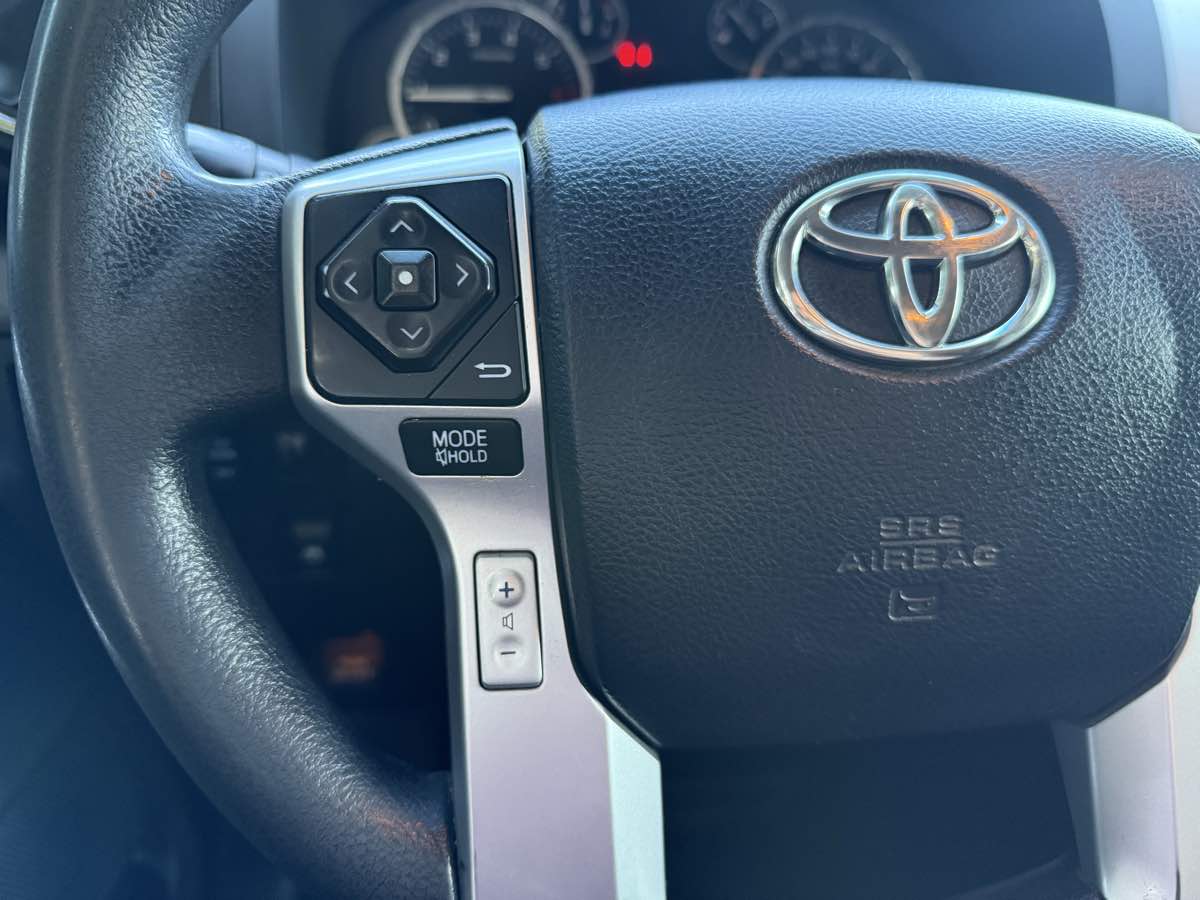 2012 Toyota Tundra SR5 photo 14