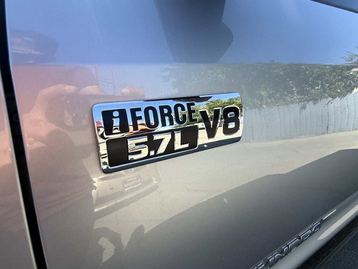 2012 Toyota Tundra SR5 photo 23