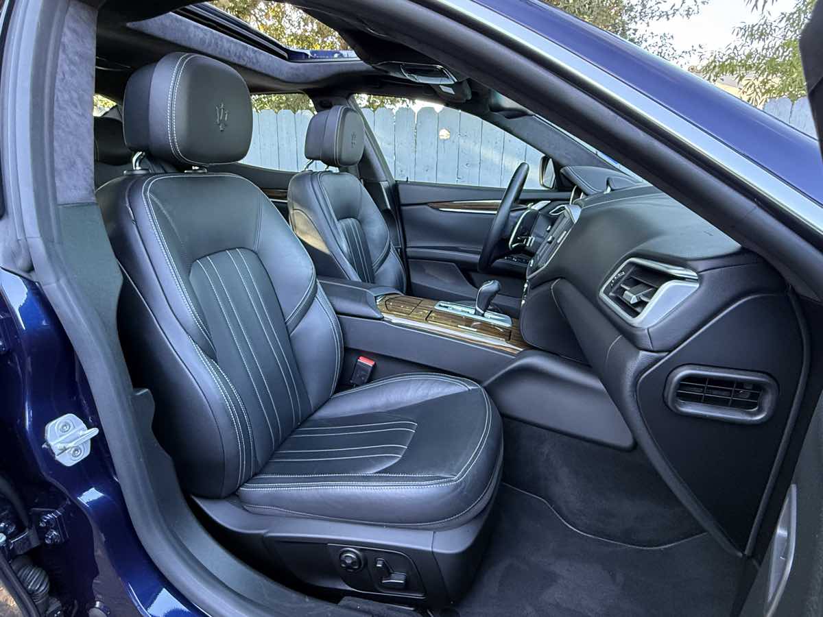 2015 Maserati Ghibli S Q4 photo 11