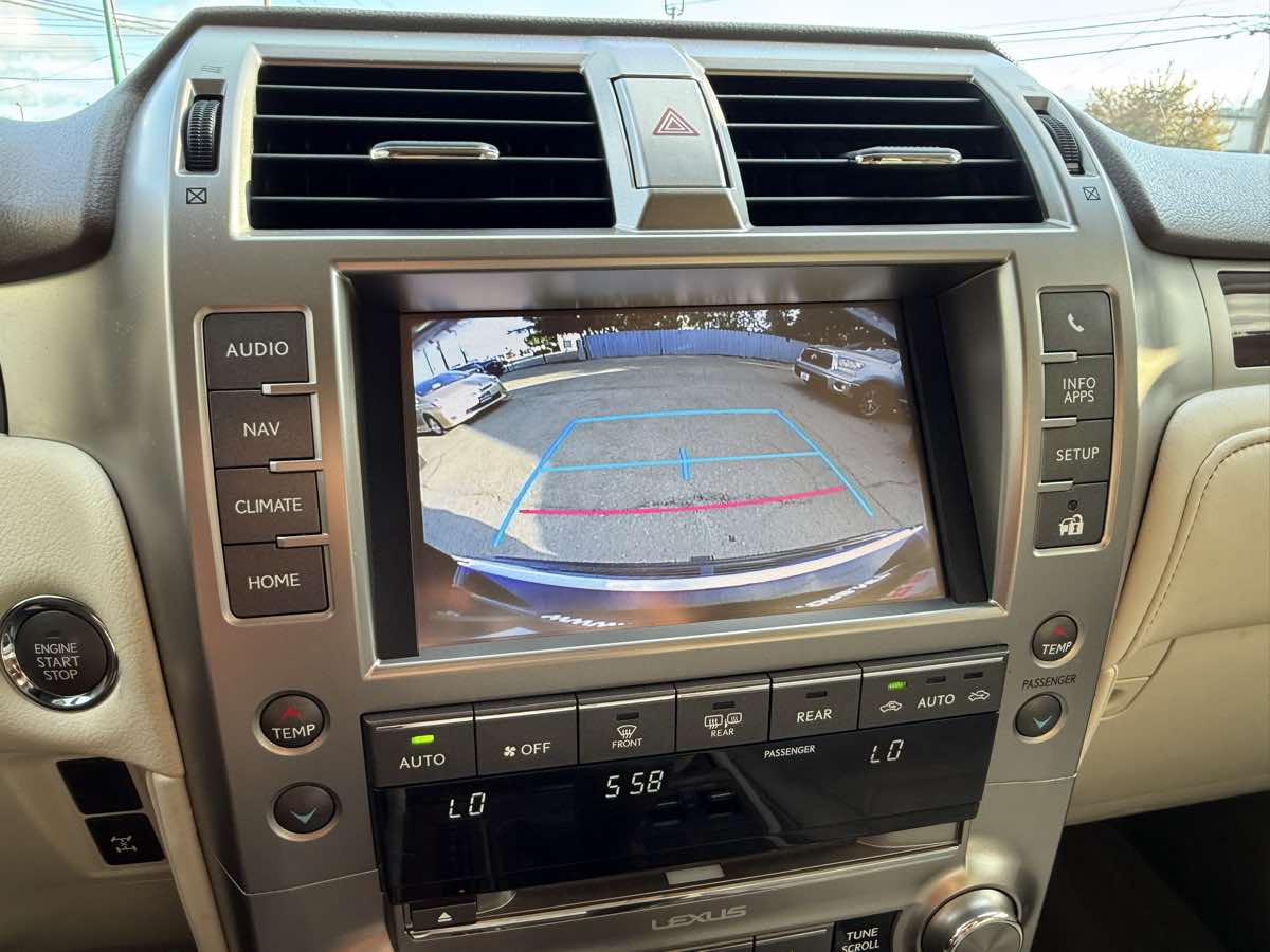 2017 Lexus GX 460 photo 29