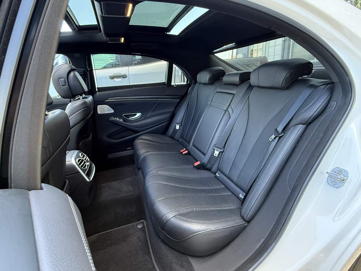 2019 Mercedes Benz S 450 photo 5