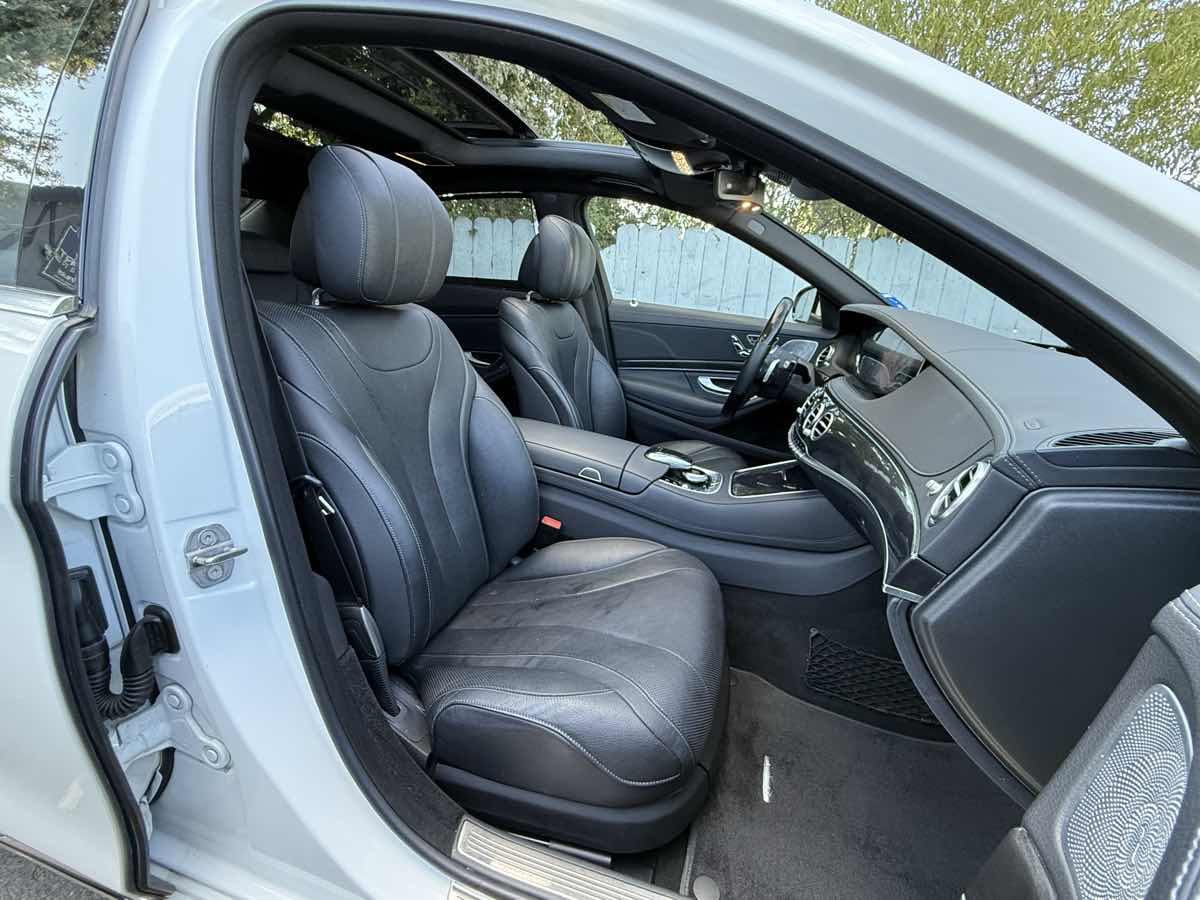 2019 Mercedes Benz S 450 photo 9