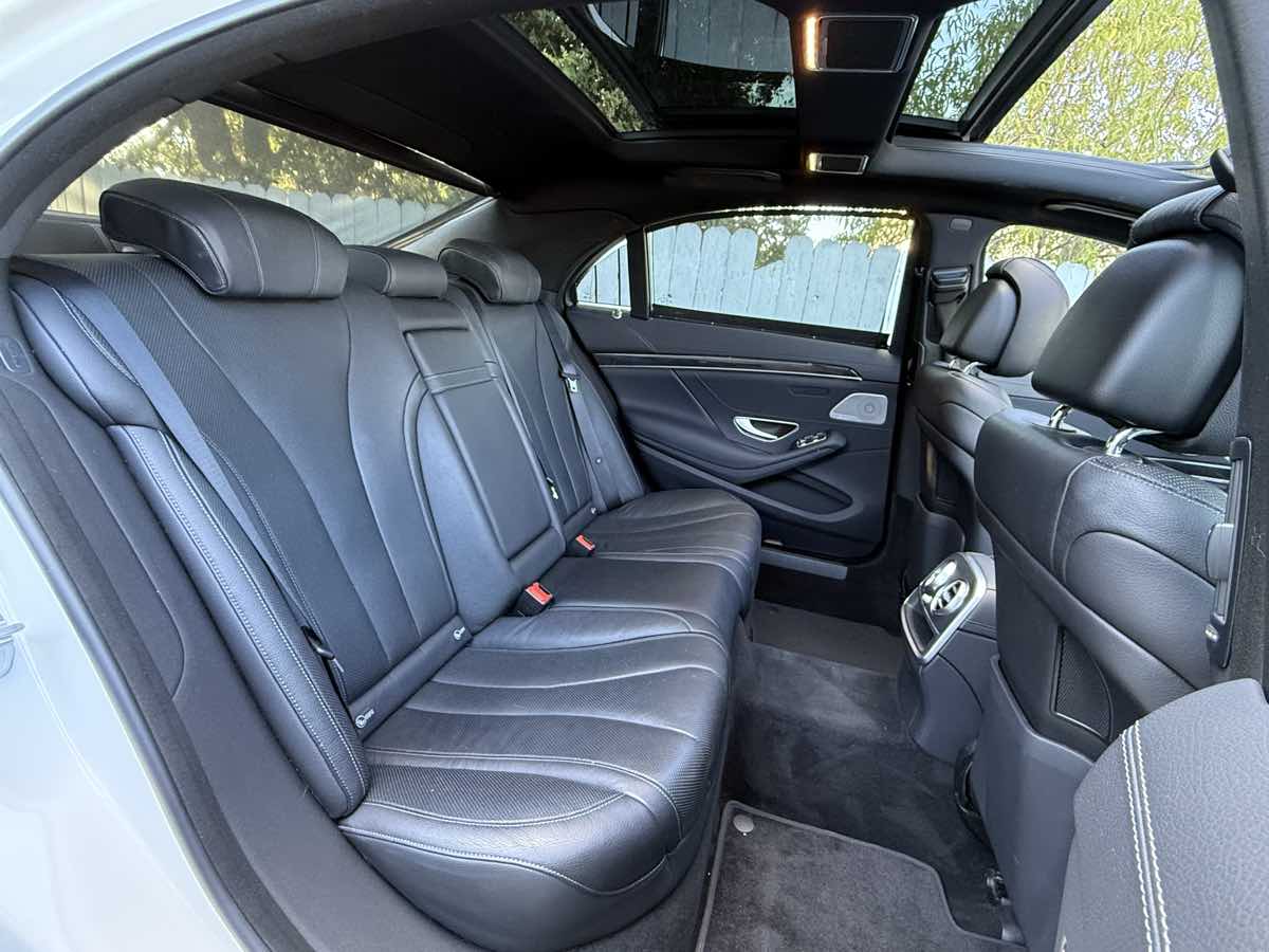 2019 Mercedes Benz S 450 photo 10