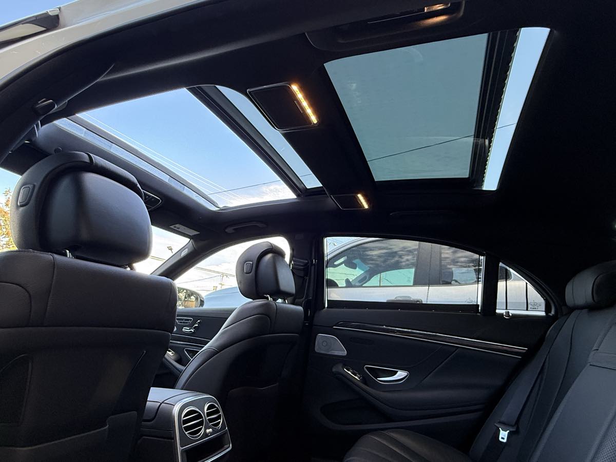 2019 Mercedes Benz S 450 photo 13