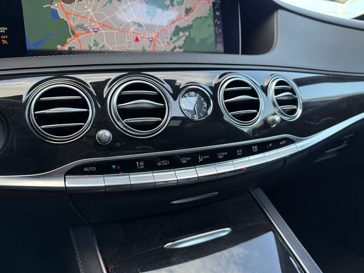 2019 Mercedes Benz S 450 photo 23
