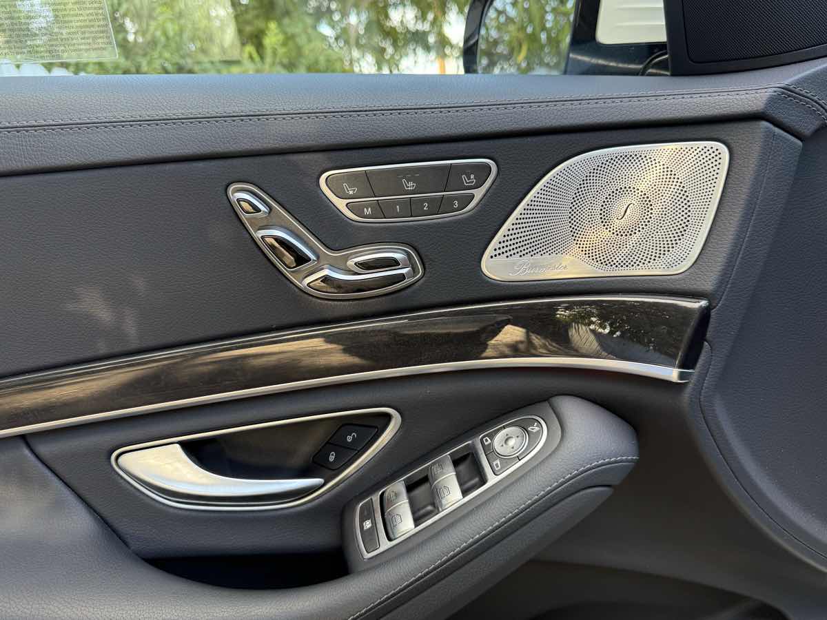 2019 Mercedes Benz S 450 photo 26
