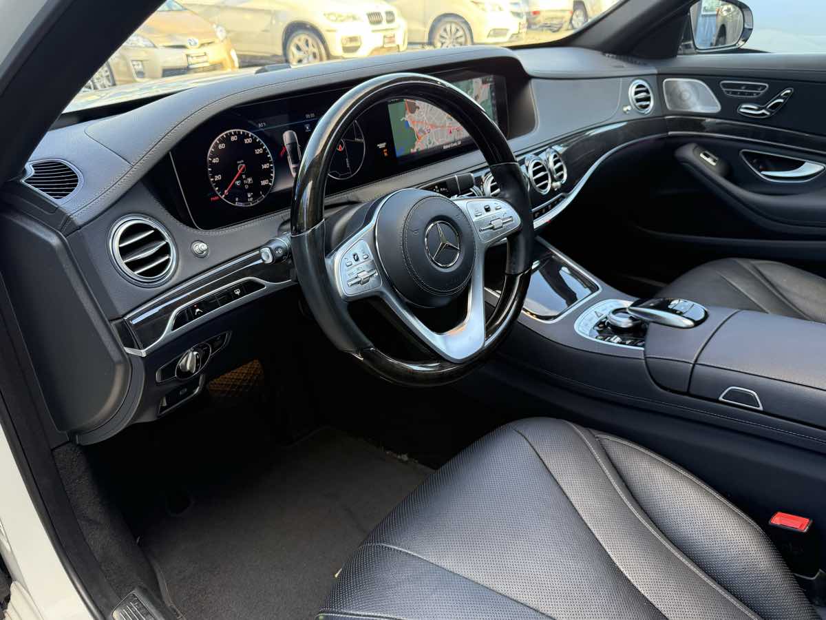2019 Mercedes Benz S 450 photo 28