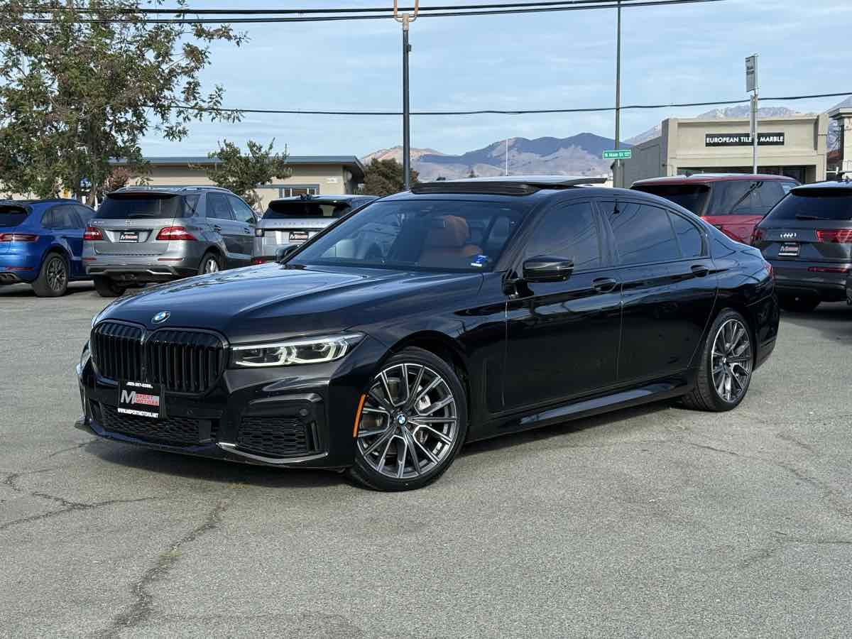 2020 Bmw 740i Sedan photo 2