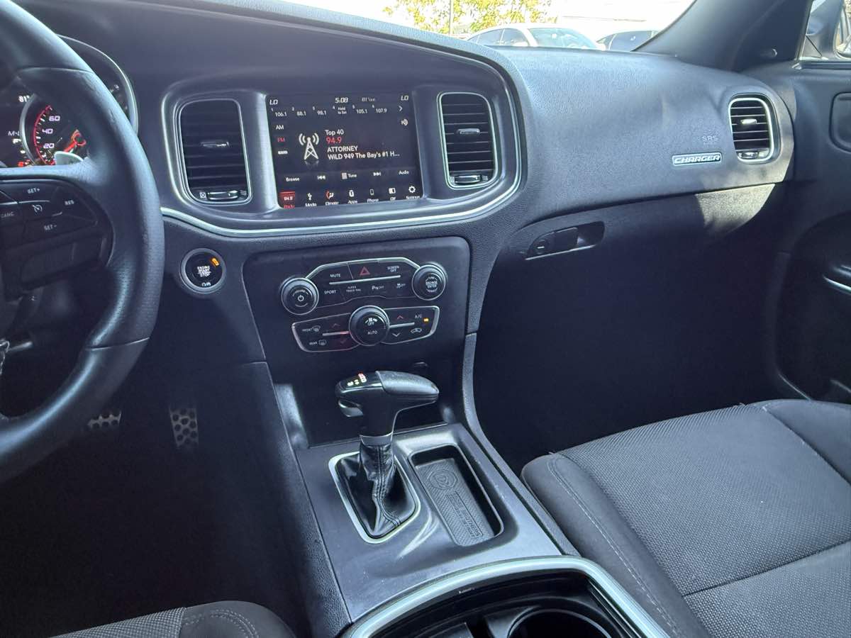 2018 Dodge Charger R/T Scat Pack photo 14