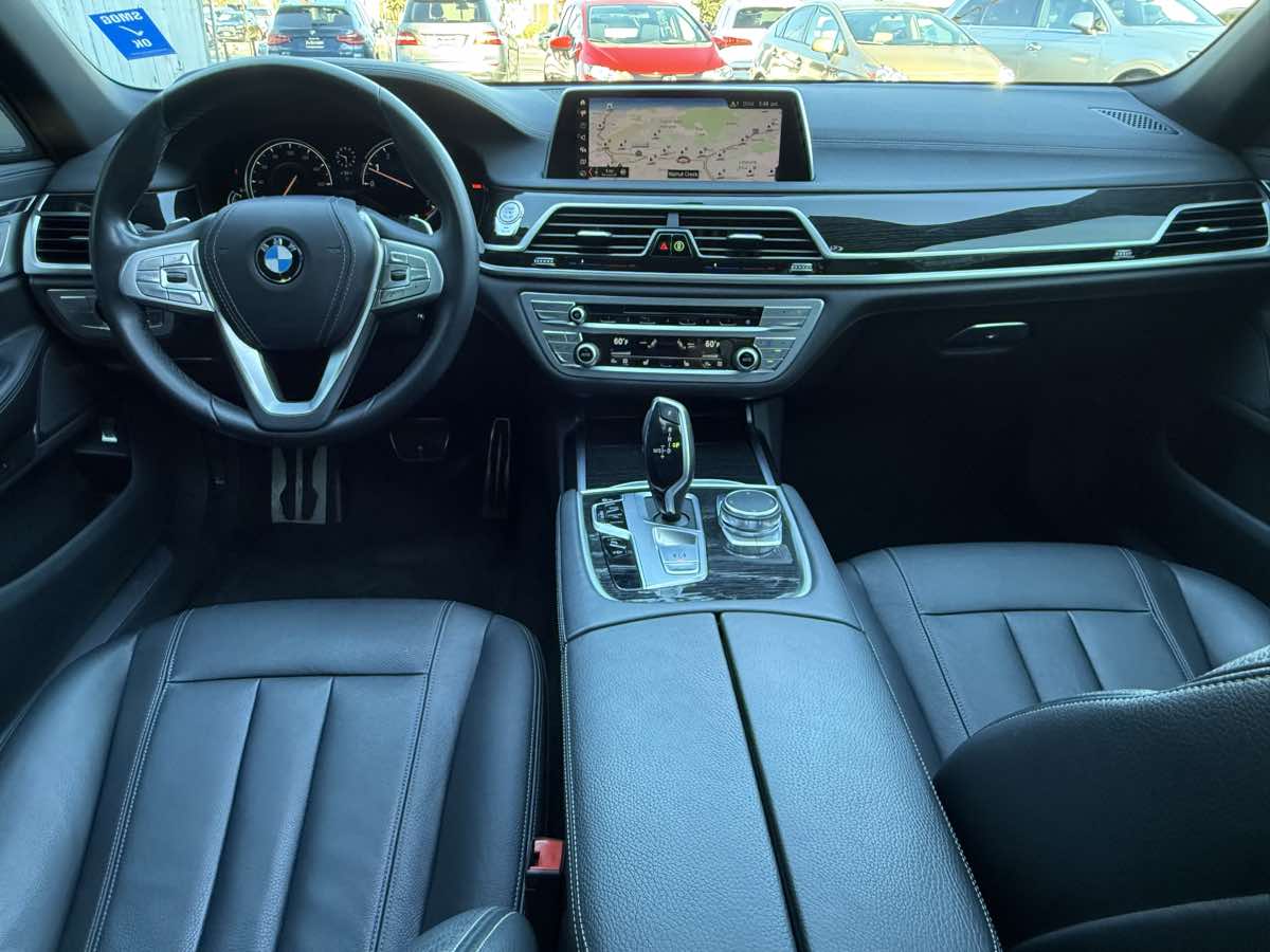 2019 Bmw 740i Sedan photo 12