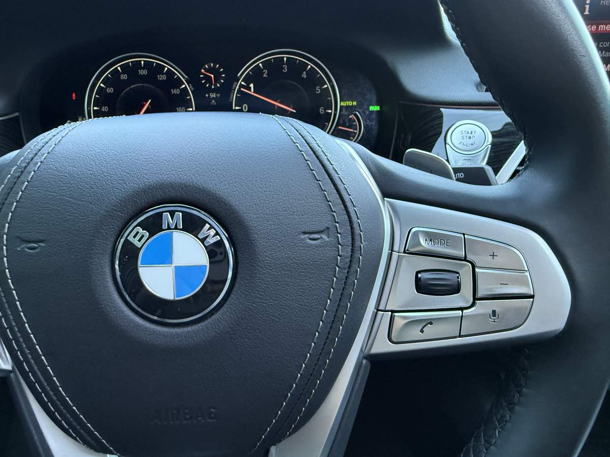 2019 Bmw 740i Sedan photo 18
