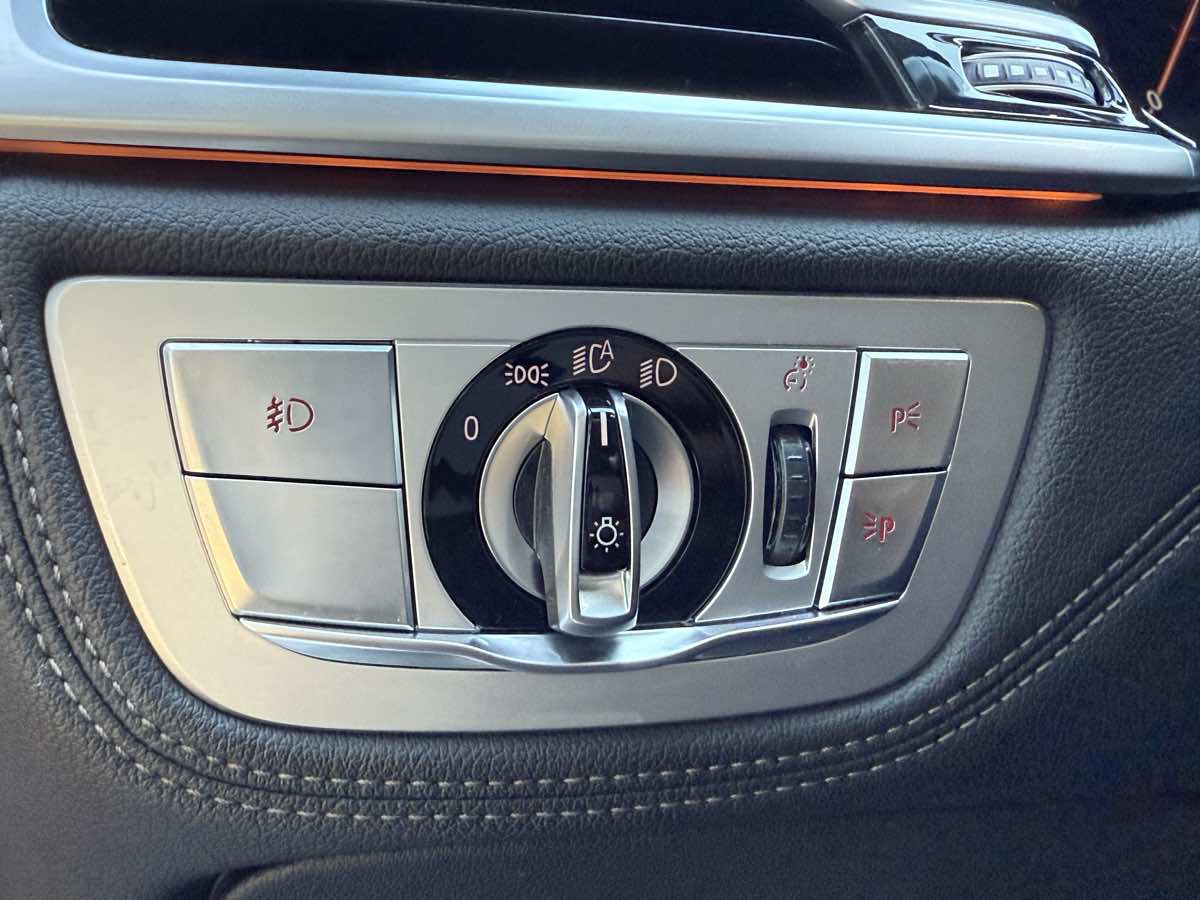 2019 Bmw 740i Sedan photo 21