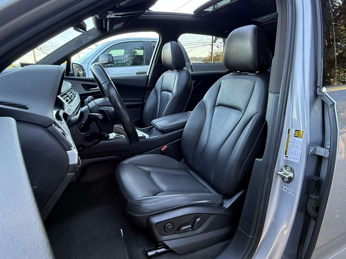 2018 Audi Q7 Premium Plus photo 12