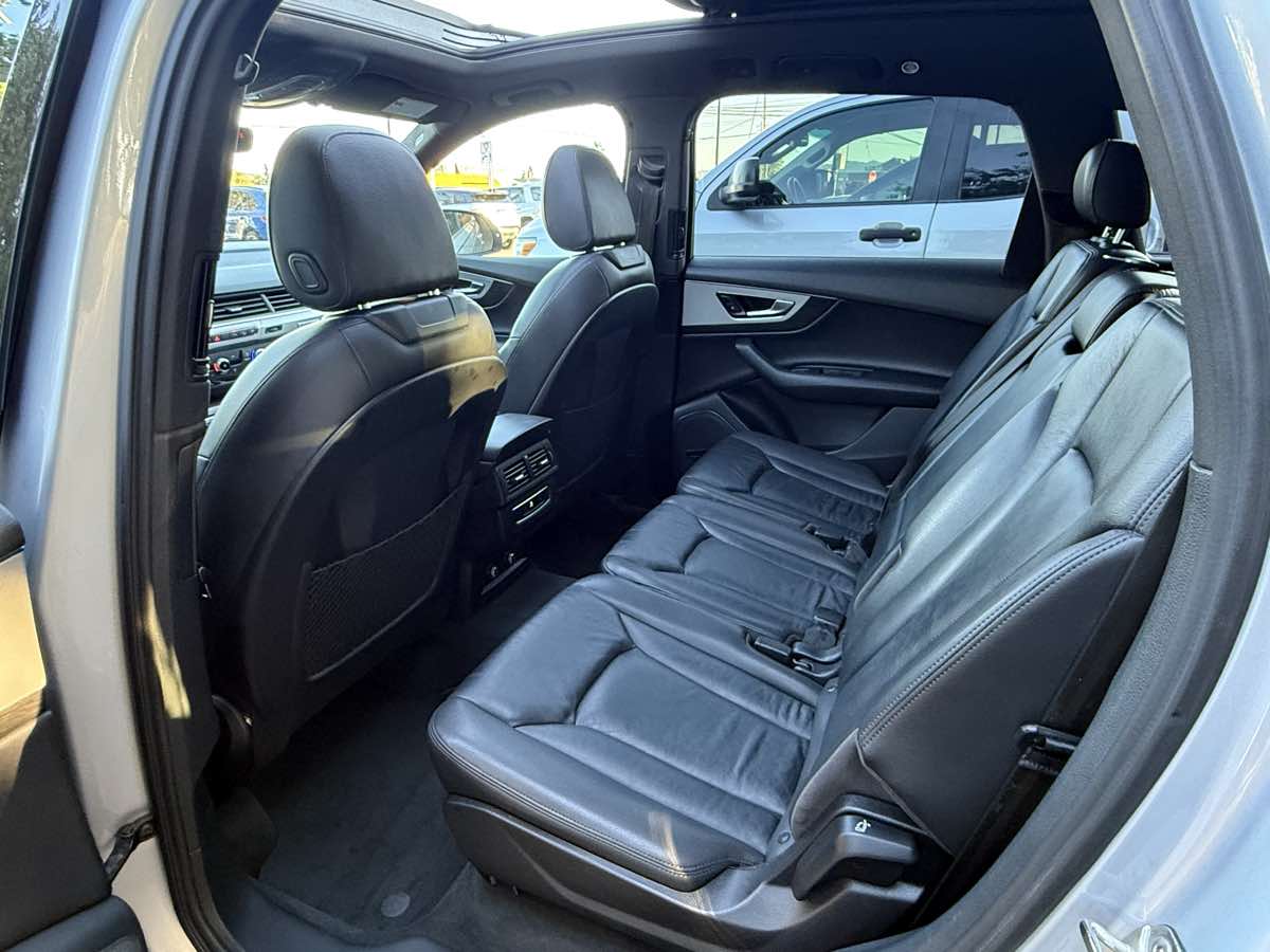 2018 Audi Q7 Premium Plus photo 13