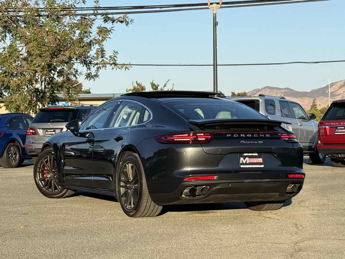 2017 Porsche Panamera 4S photo 8