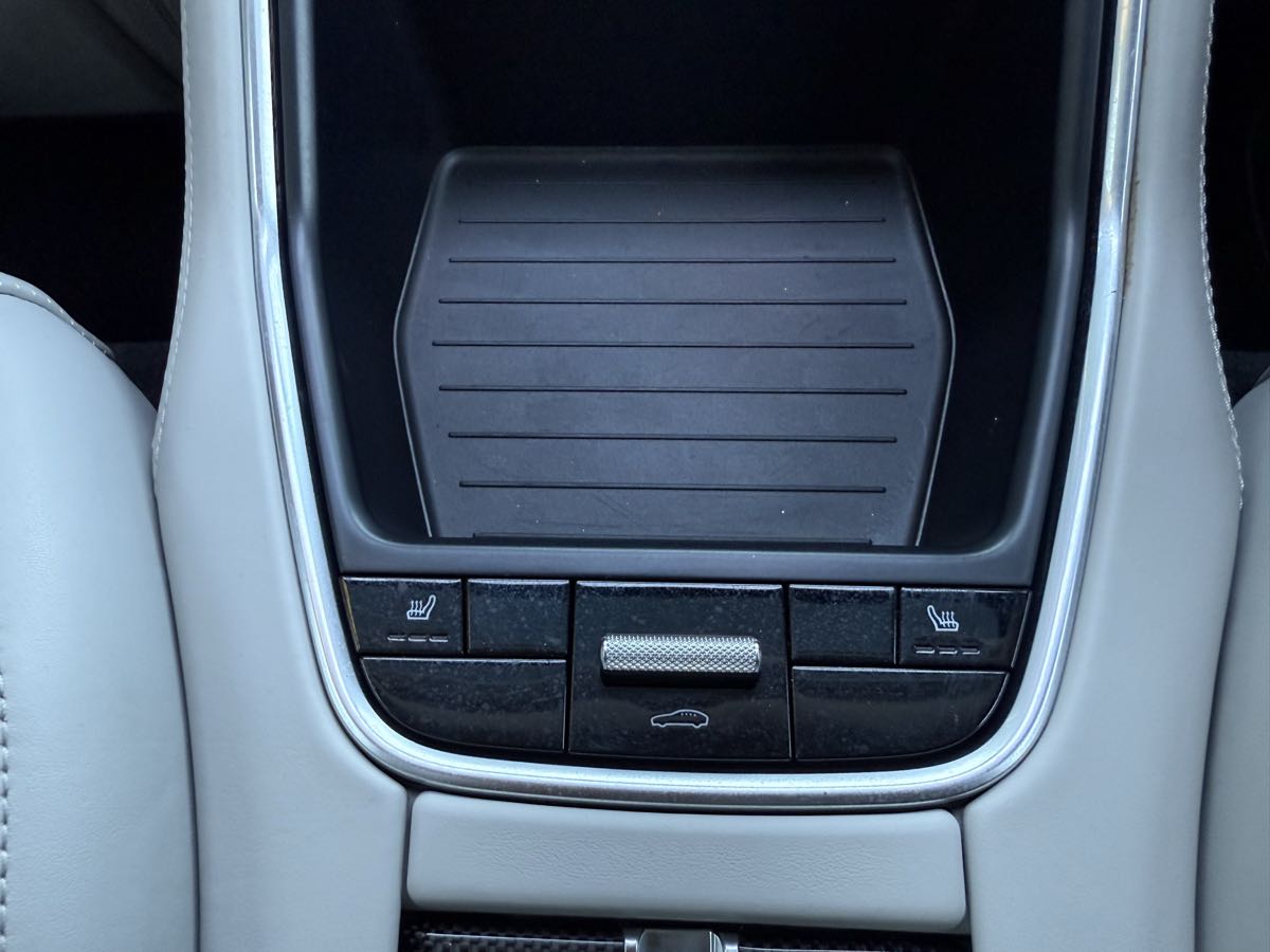 2017 Porsche Panamera 4S photo 20