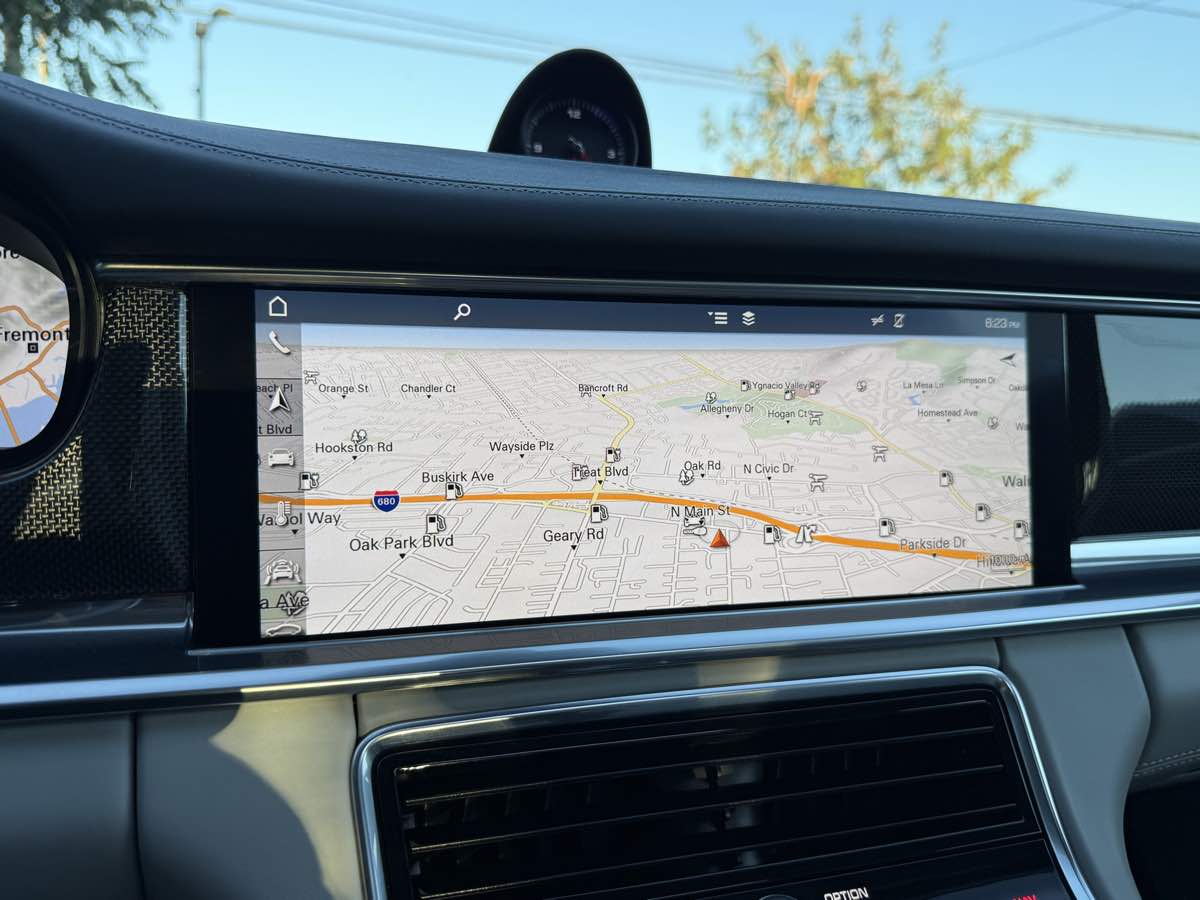 2017 Porsche Panamera 4S photo 27