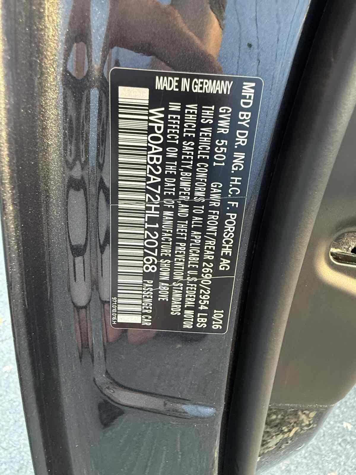 2017 Porsche Panamera 4S photo 29