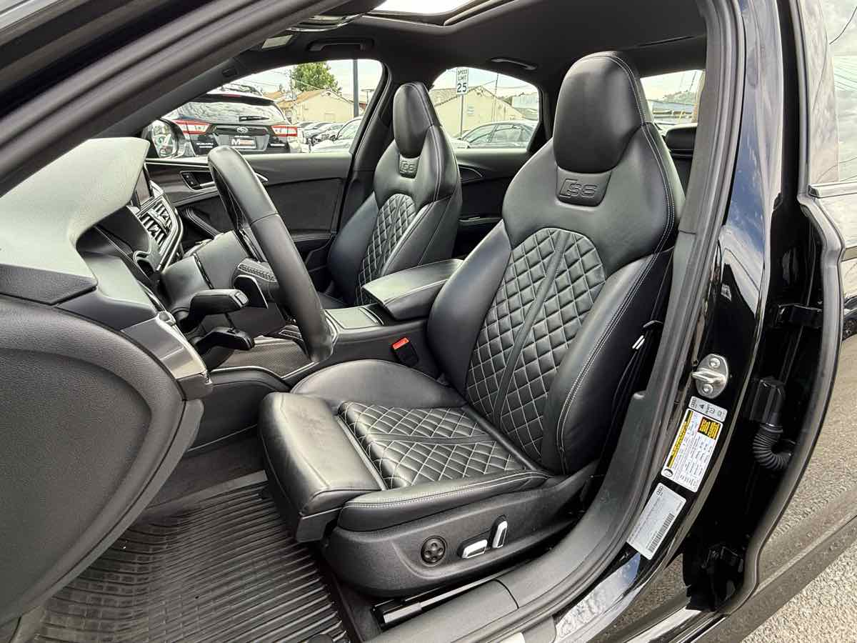 2018 Audi S6 Premium Plus photo 3