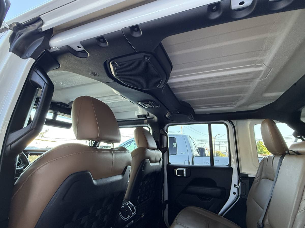 2022 Jeep Wrangler 4xe Unlimited Rubicon photo 8