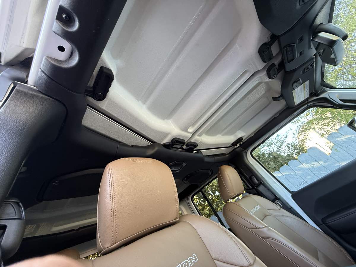 2022 Jeep Wrangler 4xe Unlimited Rubicon photo 17