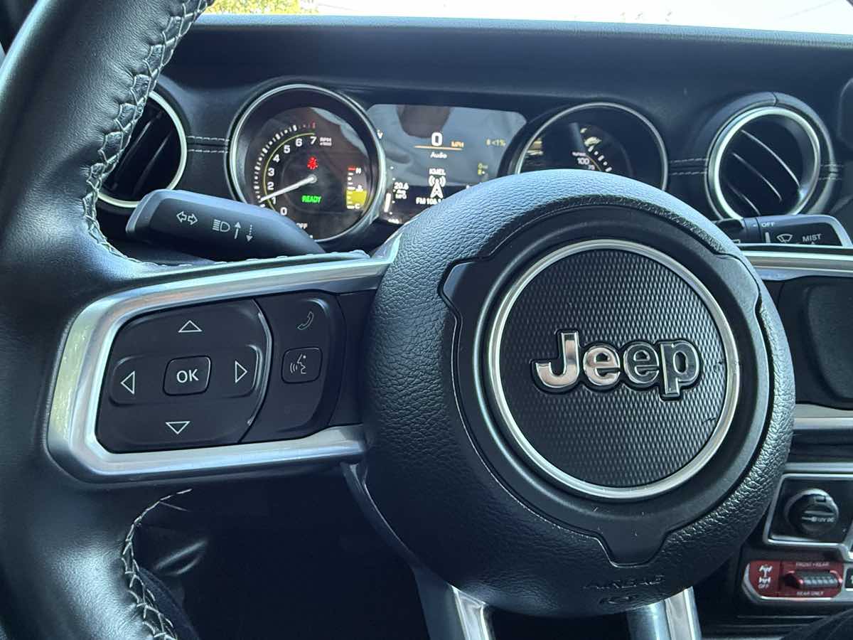 2022 Jeep Wrangler 4xe Unlimited Rubicon photo 23